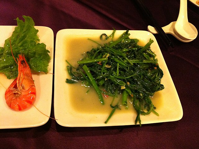 華國飯店 – 桂華會館 (很可惜因改建已關門，希望能在別的地方開業)