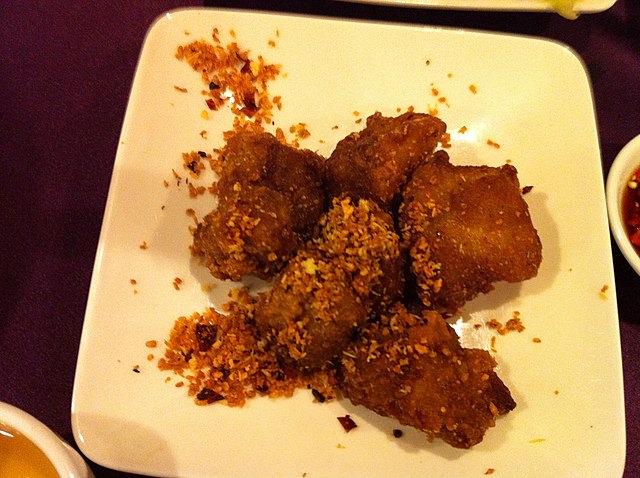 華國飯店 – 桂華會館 (很可惜因改建已關門，希望能在別的地方開業)