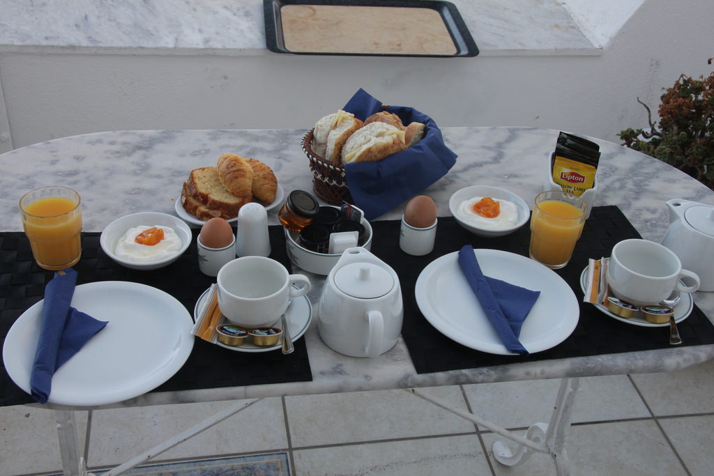 希臘愛琴海-住宿篇-Santorini Fira-Thireas Hotel