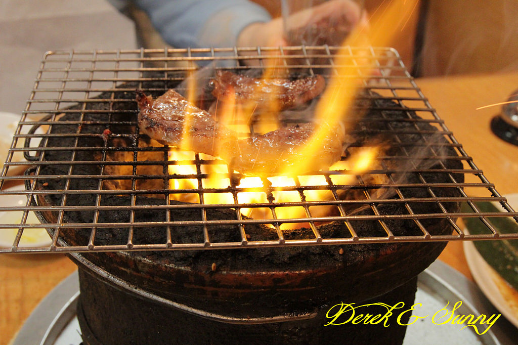 日本京阪賞櫻-大阪吃喝篇-樂洛亭燒肉、自由軒、四天王拉麵