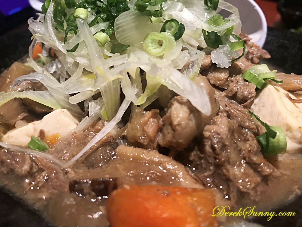 AKATONBO 団欒酒場赤とんぼ 燉牛筋