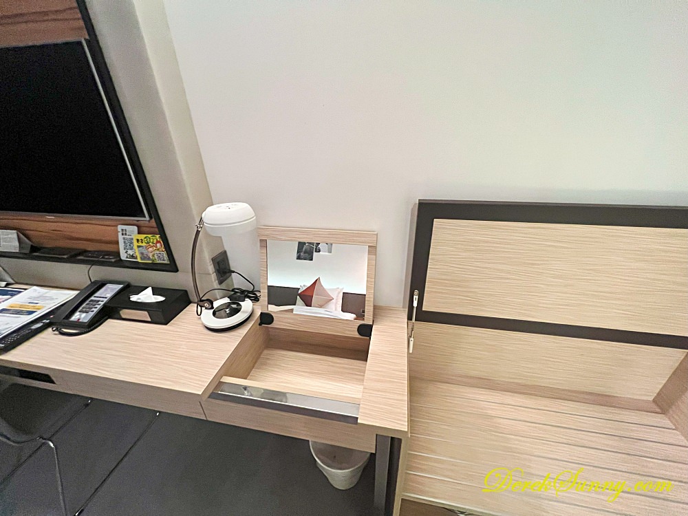 榮美鬱金香酒店 辦公空間及備品
