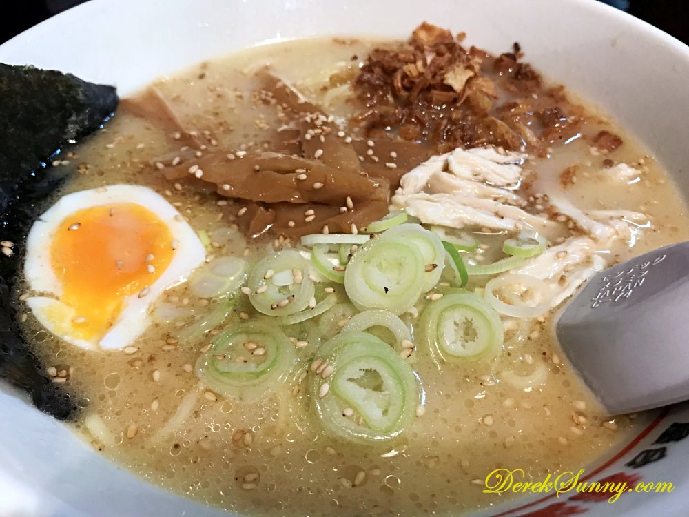 赤道ラーメン 特製雞白湯拉麵