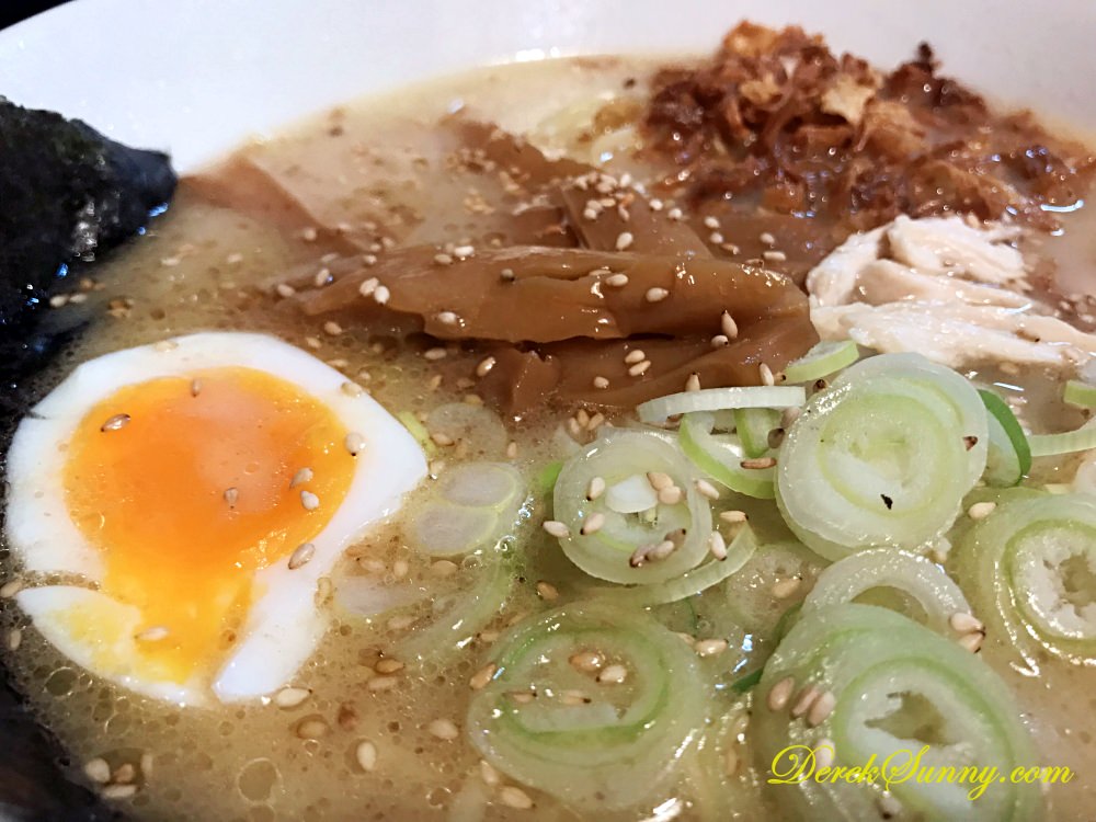 赤道ラーメン 特製雞白湯拉麵
