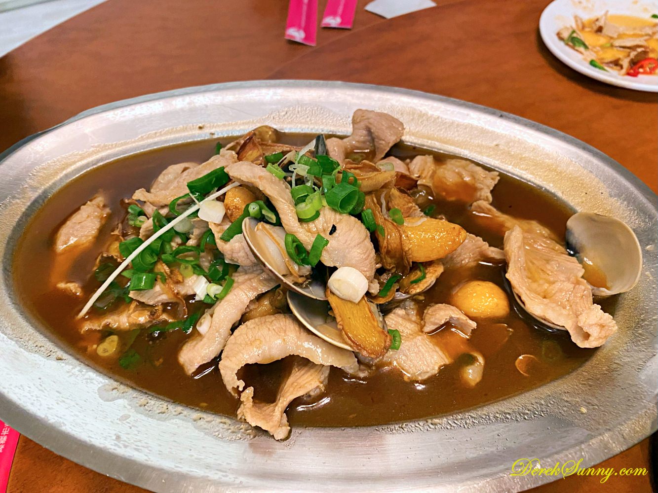 體育館海鮮碳烤 麻油松阪豬