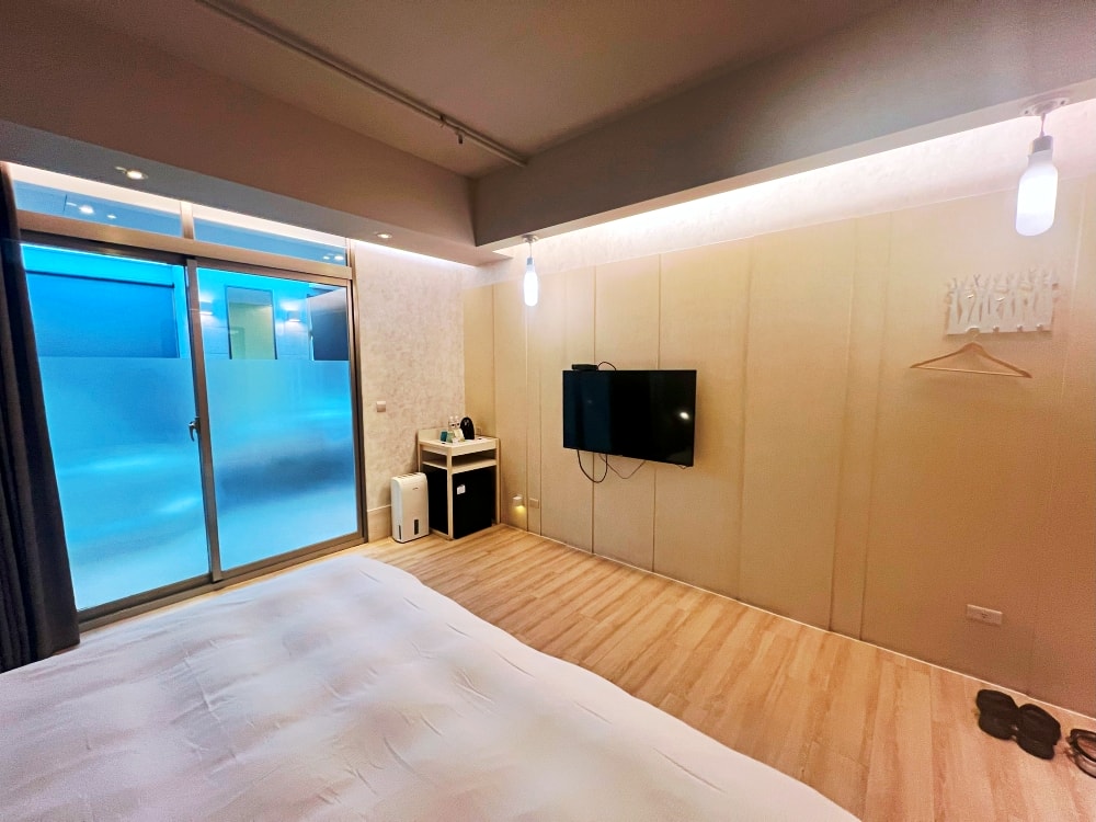 九號溫泉旅店