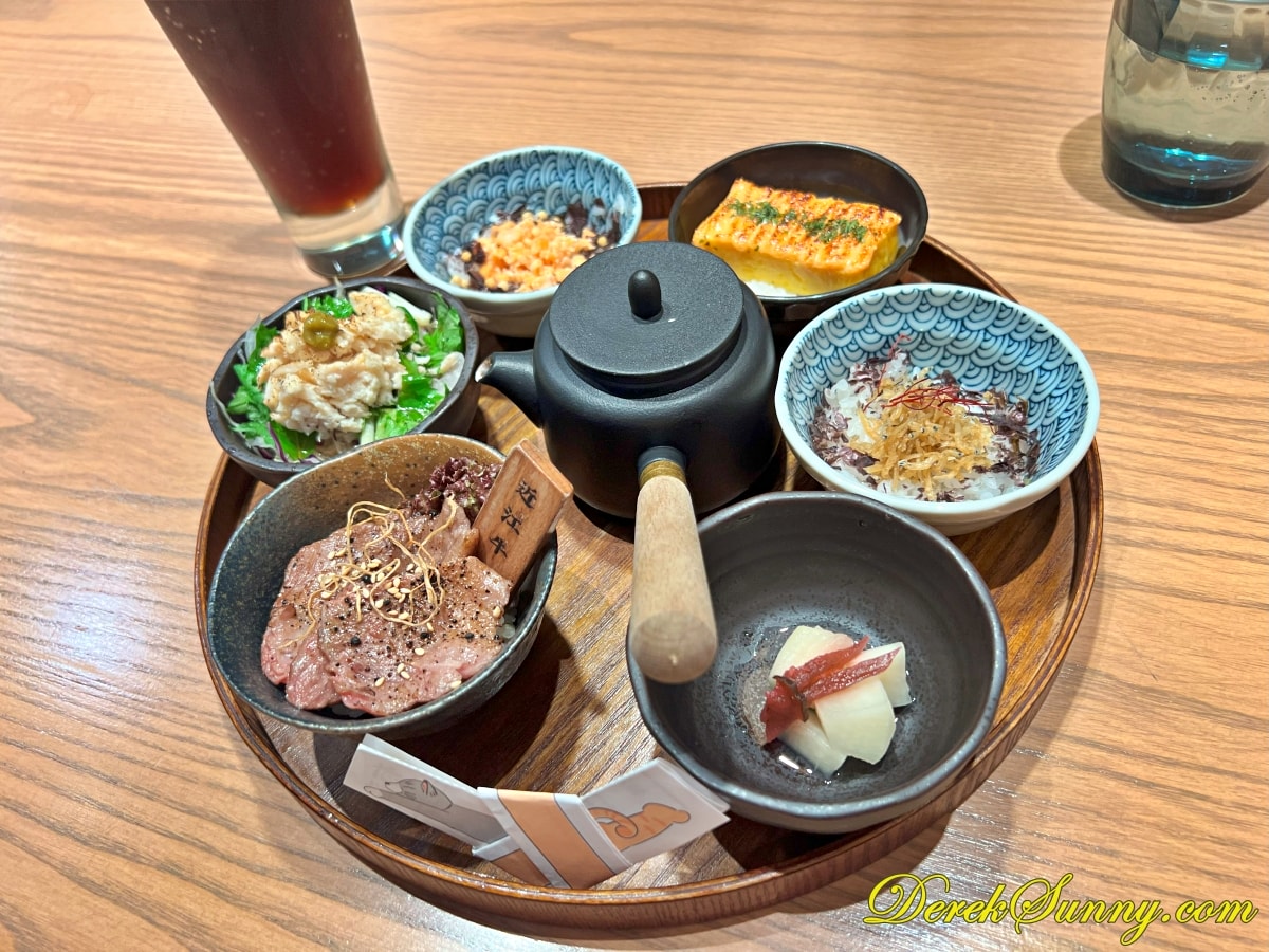 有吉豐盛丼專売店