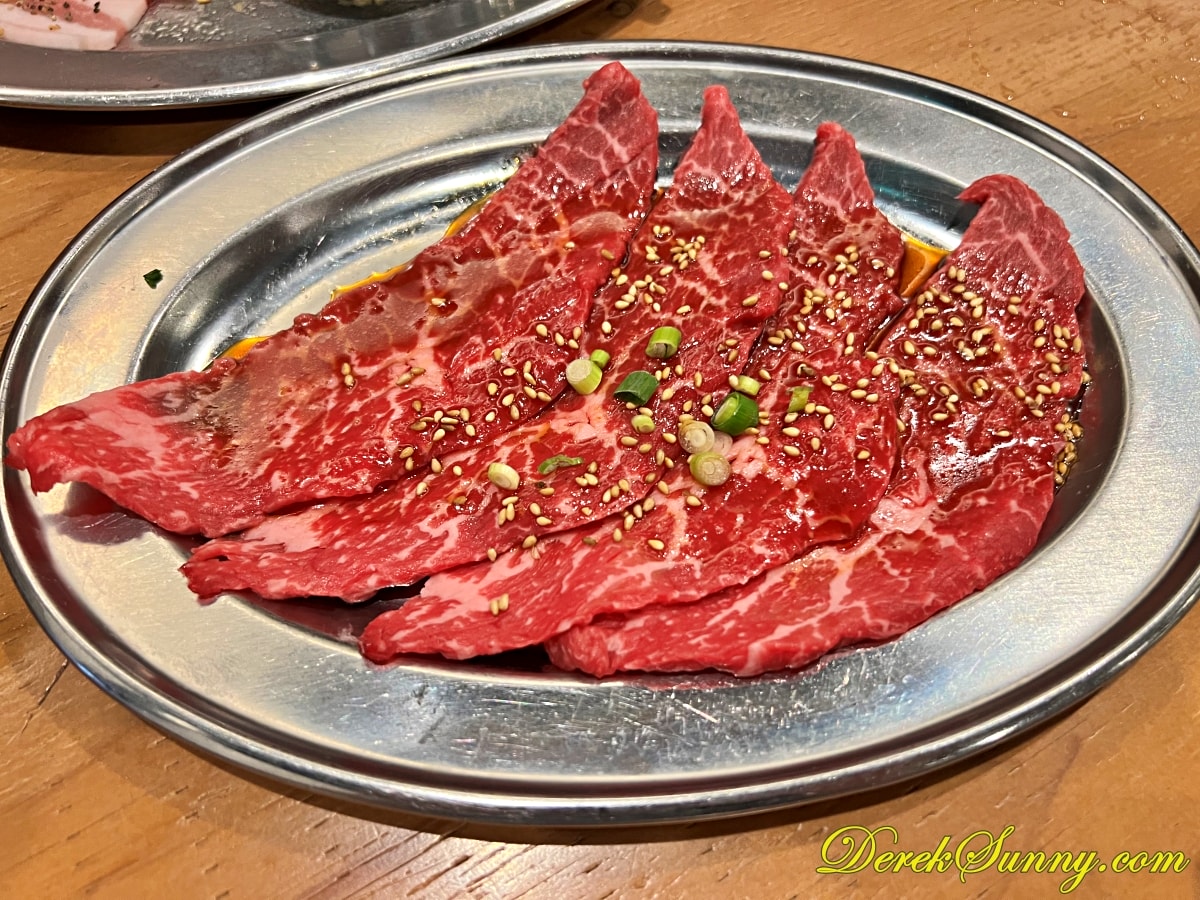 大衆焼肉モーちゃん